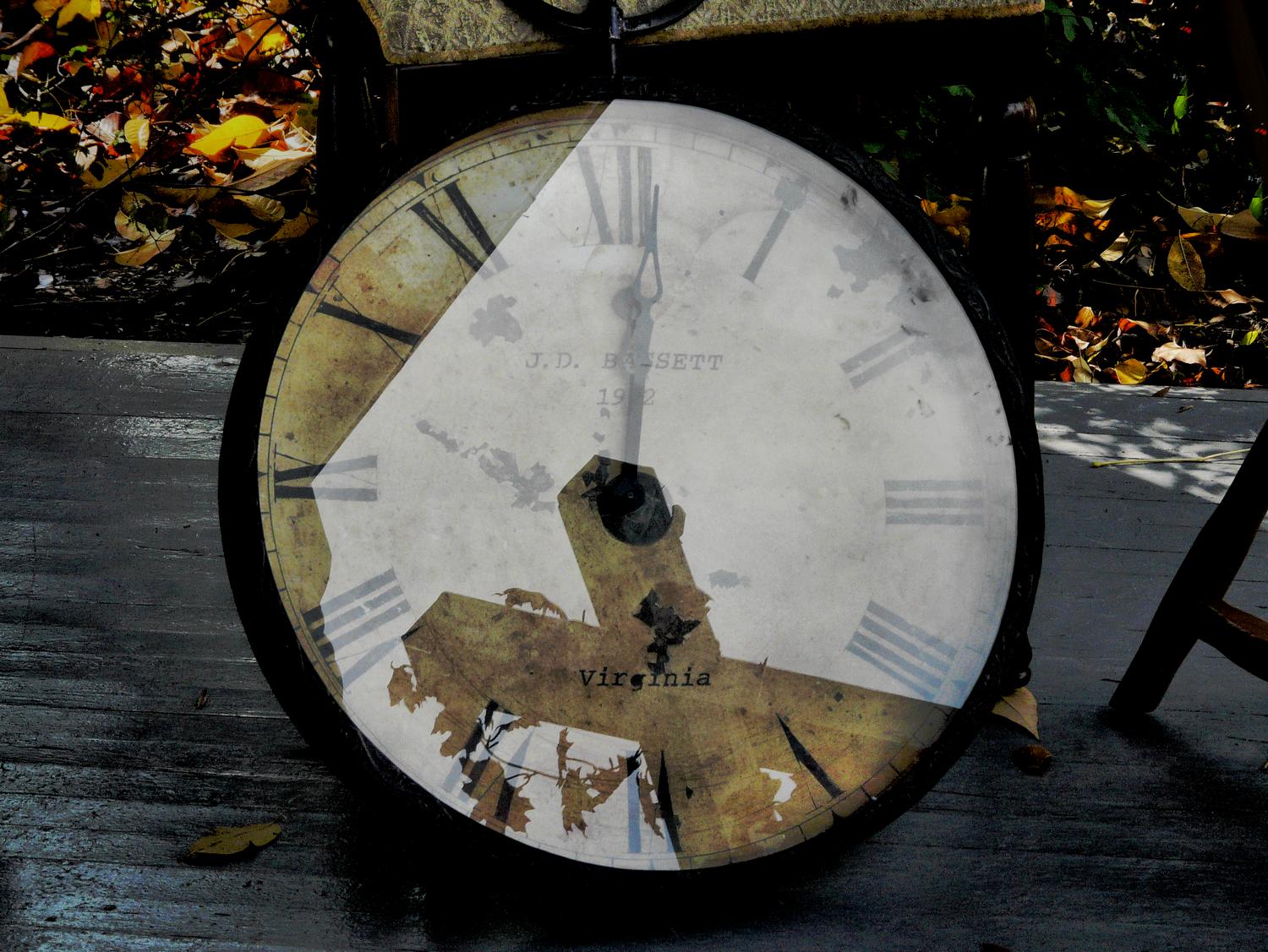 Old clock - by Tony Karp - Stand up and be counted - Techno-Impressionist Museum - Techno-Impressionism - art - beautiful - photo photography picture - by Tony Karp
